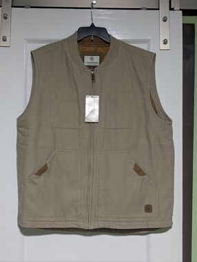 NWT Legendary Whitetails Tan Brown Vest Sz XL